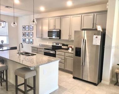 2674 Mead Avenue - Photo Thumbnail 10