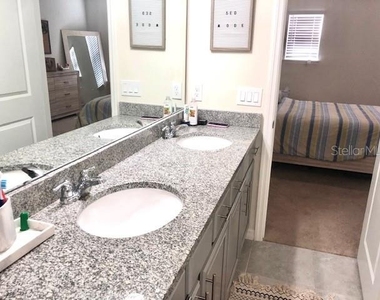 2674 Mead Avenue - Photo Thumbnail 21