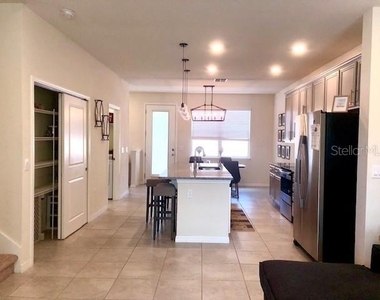 2674 Mead Avenue - Photo Thumbnail 2