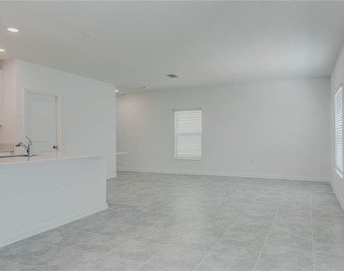 1806 Weir Boulevard - Photo Thumbnail 9