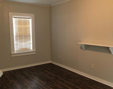 309 S Park Avenue - Photo Thumbnail 6
