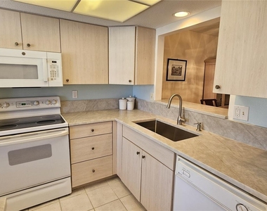 756 Avenida Estancia - Photo Thumbnail 26
