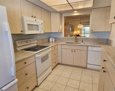 756 Avenida Estancia - Photo Thumbnail 29