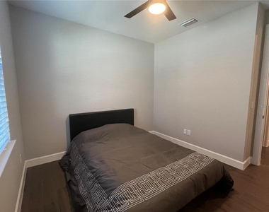 817 Seascape Place - Photo Thumbnail 30