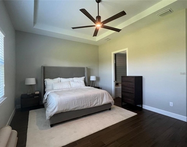 817 Seascape Place - Photo Thumbnail 15