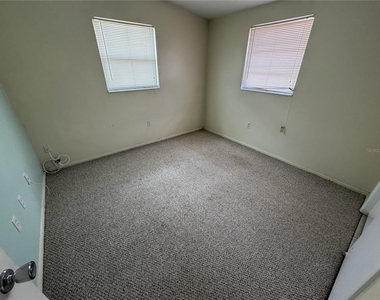 376 Briarwood Road - Photo Thumbnail 6