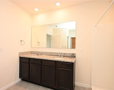 2548 Ryland Falls Drive - Photo Thumbnail 20