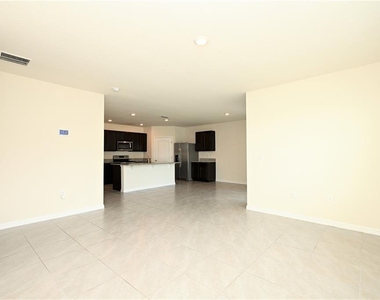 2548 Ryland Falls Drive - Photo Thumbnail 12