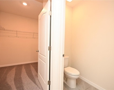 2548 Ryland Falls Drive - Photo Thumbnail 21