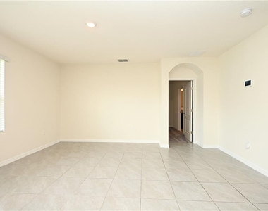 2548 Ryland Falls Drive - Photo Thumbnail 14