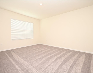 2548 Ryland Falls Drive - Photo Thumbnail 16