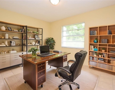 4705 Dimbath Drive - Photo Thumbnail 20