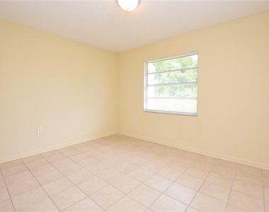 4705 Dimbath Drive - Photo Thumbnail 21