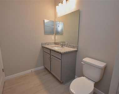 6728 Great Bear Drive - Photo Thumbnail 32