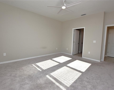 6728 Great Bear Drive - Photo Thumbnail 17