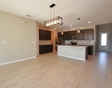 6728 Great Bear Drive - Photo Thumbnail 11