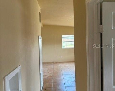 1730 Huntington Street - Photo Thumbnail 18