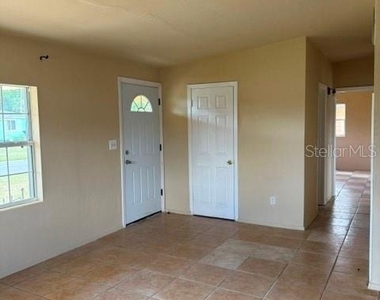 1730 Huntington Street - Photo Thumbnail 9