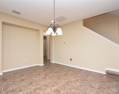 3949 Aquilla Drive - Photo Thumbnail 16