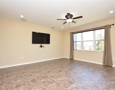 3949 Aquilla Drive - Photo Thumbnail 25