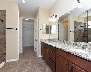 3949 Aquilla Drive - Photo Thumbnail 26