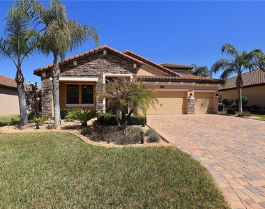 3949 Aquilla Drive - Photo Thumbnail 1