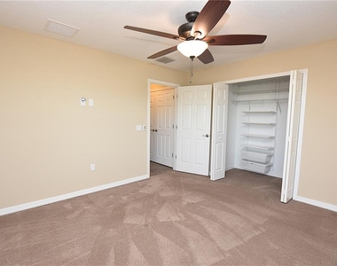 3949 Aquilla Drive - Photo Thumbnail 48