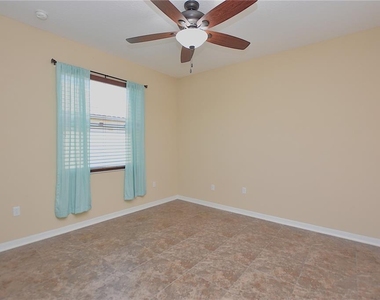 3949 Aquilla Drive - Photo Thumbnail 51