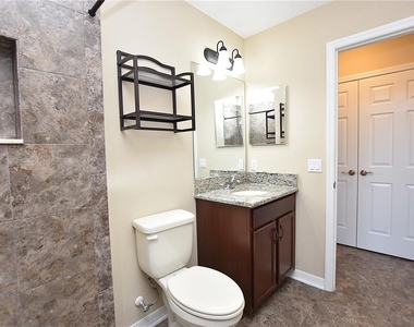 3949 Aquilla Drive - Photo Thumbnail 47