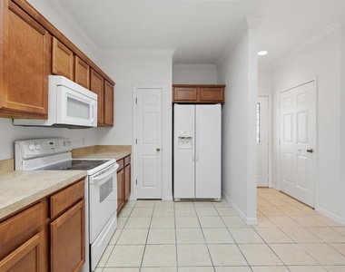1316 Nw 120th Way - Photo Thumbnail 6