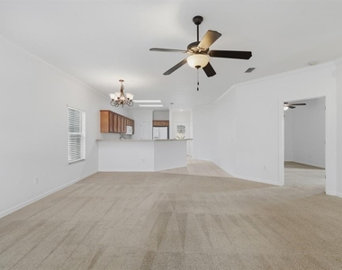 1316 Nw 120th Way - Photo Thumbnail 3
