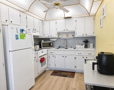 8454 111th Street - Photo Thumbnail 2