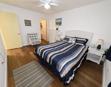 8454 111th Street - Photo Thumbnail 7
