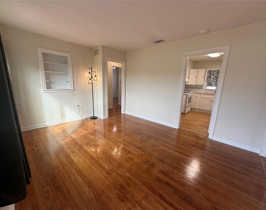 465 Briarcliff Avenue - Photo Thumbnail 2