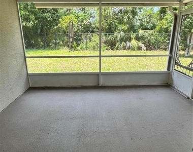 15 Prattwood Lane - Photo Thumbnail 12