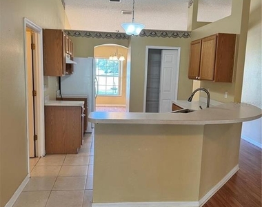 15 Prattwood Lane - Photo Thumbnail 3