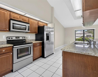 23245 Lehigh Avenue - Photo Thumbnail 9