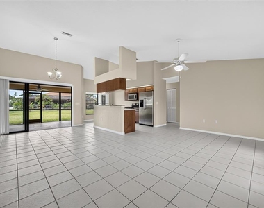 23245 Lehigh Avenue - Photo Thumbnail 4