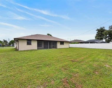 23245 Lehigh Avenue - Photo Thumbnail 26