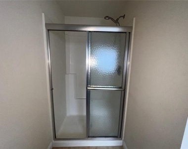 27008 Clear Creek Way - Photo Thumbnail 14