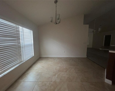 27008 Clear Creek Way - Photo Thumbnail 8