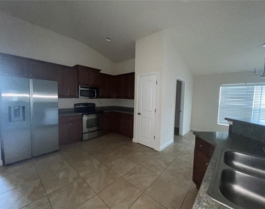 27008 Clear Creek Way - Photo Thumbnail 6