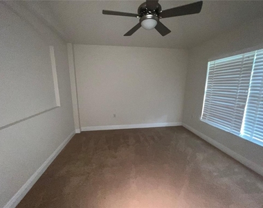 27008 Clear Creek Way - Photo Thumbnail 3