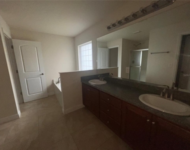 27008 Clear Creek Way - Photo Thumbnail 12