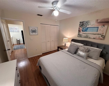 3869 59th Avenue W - Photo Thumbnail 19