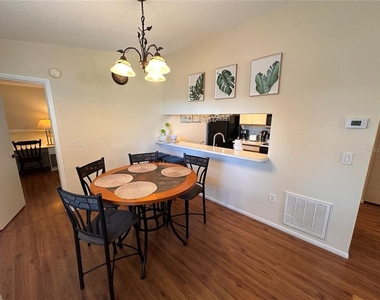 3869 59th Avenue W - Photo Thumbnail 8