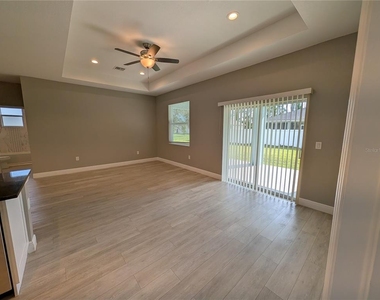 1643 Jeannin Drive - Photo Thumbnail 11