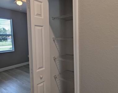 1643 Jeannin Drive - Photo Thumbnail 26