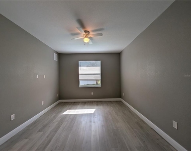 1643 Jeannin Drive - Photo Thumbnail 13