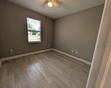 1643 Jeannin Drive - Photo Thumbnail 19